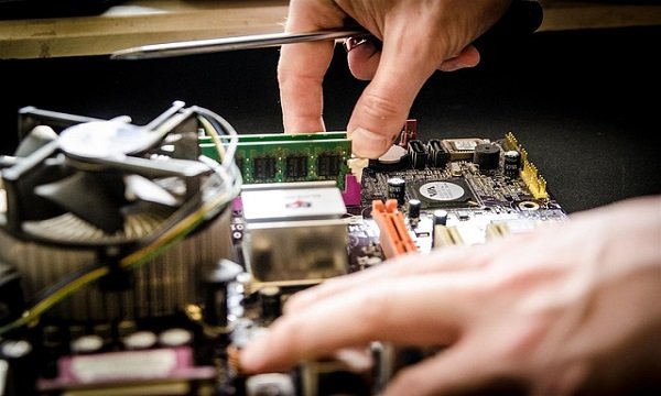 computer repair simulator